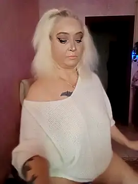 SquirtMilf00 online show from 03.31.26