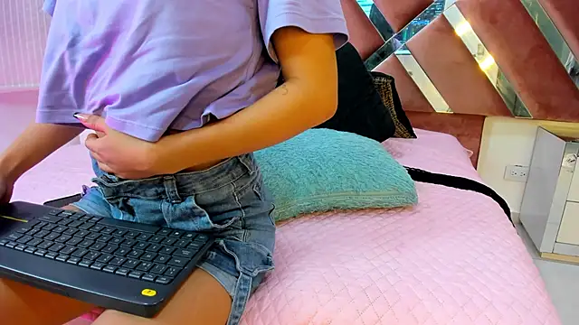  jasmine blush online show from 03.29.26