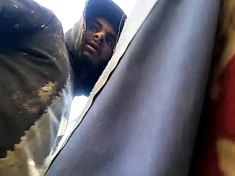 Snapshot of ParousFlow chatting on 11.29.25 ParousFlow online show from 11.29.25