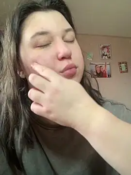 Snapshot of Kemeli008 chatting on 11.06.25 Kemeli008 online show from 11.06.25