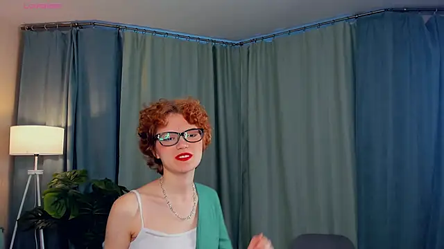 Snapshot of EdlinGathright chatting on 09.27.25 EdlinGathright online show from 09.27.25