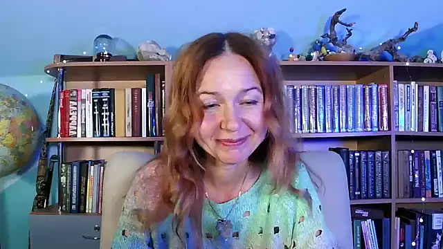 Foxilady357 online show from 10.15.25