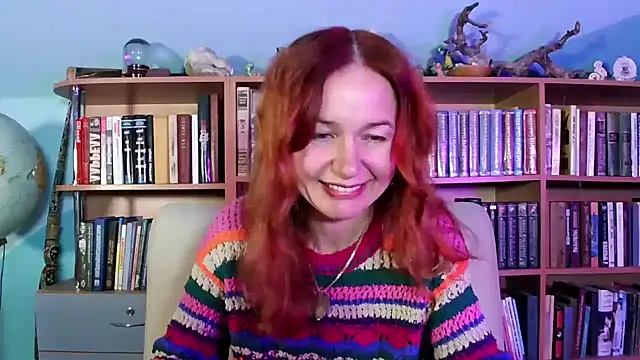 Foxilady357 online show from 12.17.25