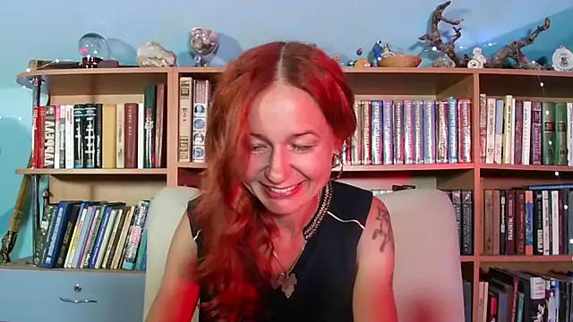 Snapshot of Foxilady357 chatting on 08.02.26 Foxilady357 online show from 08.02.26