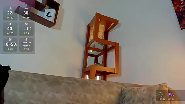 Snapshot of LoganTwink18 chatting on 11.27.25 LoganTwink18 online show from 11.27.25