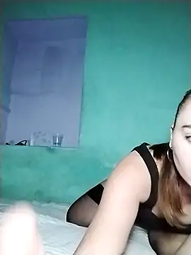 Snapshot of Viktoriia27 chatting on 09.24.25 Viktoriia27 online show from 09.24.25