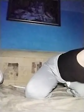 Snapshot of Viktoriia27 chatting on 03.14.26 Viktoriia27 online show from 03.14.26