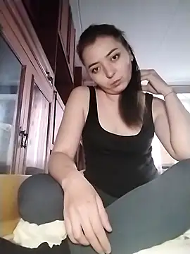 Snapshot of Viktoriia27 chatting on 04.13.26 Viktoriia27 online show from 04.13.26