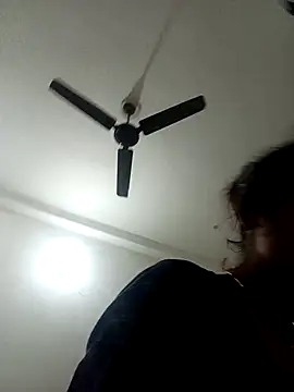 Guriya0076 online show from 11.13.25