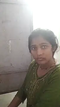 Guriya0076 online show from 05.13.26