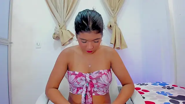 andrea sanchezz online show from 12.03.25