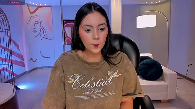 AmbarJames  online show from 10.08.25