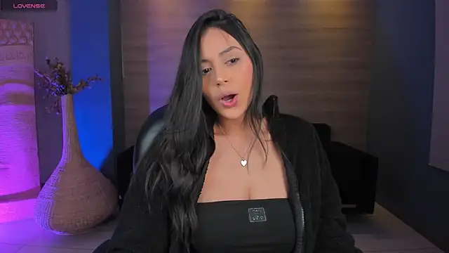 AmbarJames  online show from 12.17.25