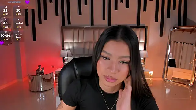 SophieHouston  online show from 04.10.26