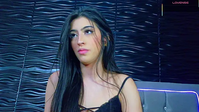 Snapshot of Ambar_Bull chatting on 09.21.25 Ambar Bull online show from 09.21.25