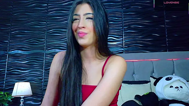 Snapshot of Ambar_Bull chatting on 10.24.25 Ambar Bull online show from 10.24.25