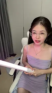 Qianqian-888 online show from 10.29.25