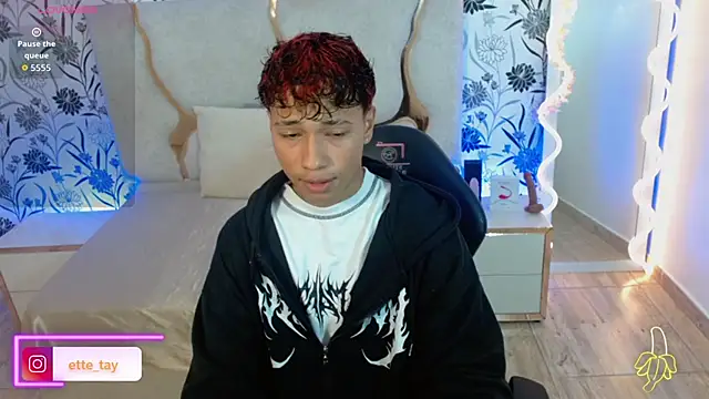 Ette tay online show from 10.18.25