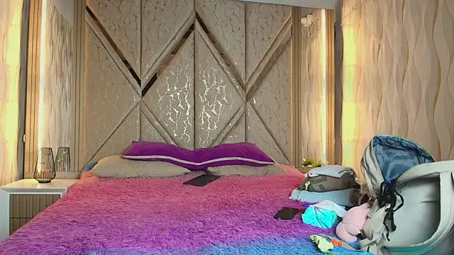 Snapshot of Hotcouple_222 chatting on 02.04.26 Hotcouple 222 online show from 02.04.26