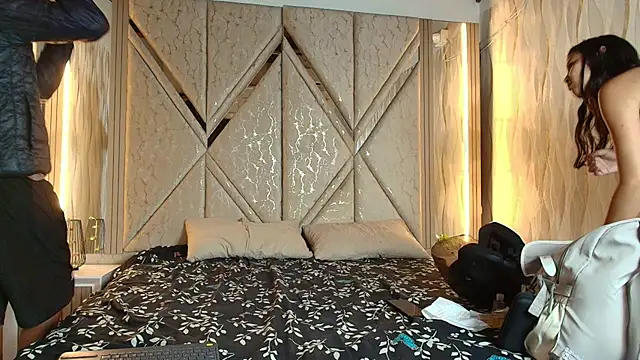 Snapshot of Hotcouple_222 chatting on 02.13.26 Hotcouple 222 online show from 02.13.26