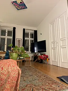 Snapshot of SexyLeon8 chatting on 11.17.25 SexyLeon8 online show from 11.17.25