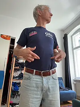SexyLeon8 online show from 05.25.26