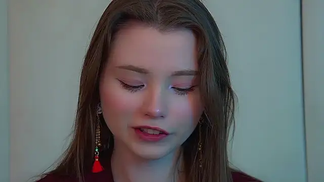 KeiraAsti online show from 02.02.26