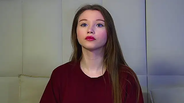 Snapshot of KeiraAsti chatting on 04.28.26 KeiraAsti online show from 04.28.26