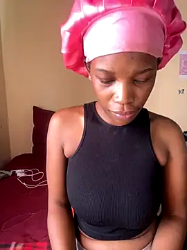 Caramel Mellow online show from 10.14.25