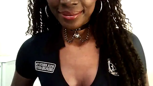 Chatdoll2 online show from 10.18.25