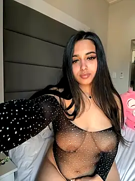 LilMisIndianx online show from 10.09.25