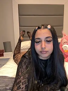 LilMisIndianx online show from 10.30.25