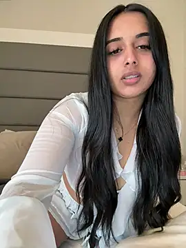 LilMisIndianx online show from 01.12.26