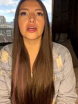 Adaara Rey online show from 11.18.25