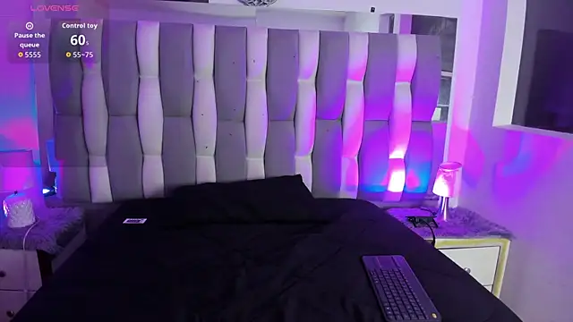 Adaara Rey online show from 11.21.25