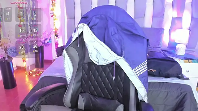 Adaara Rey online show from 11.28.25