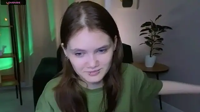 Snapshot of Dilara_xBaby chatting on 04.22.26 Dilara xBaby online show from 04.22.26