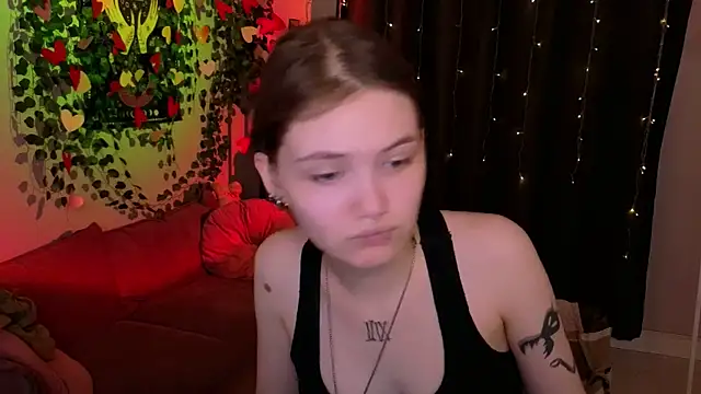 Snapshot of Dilara_xBaby chatting on 05.13.26 Dilara xBaby online show from 05.13.26