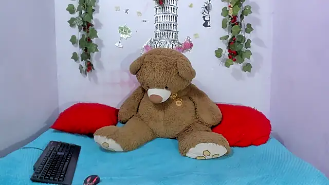 Snapshot of NataliaAndJulliam chatting on 02.23.26 NataliaAndJulliam online show from 02.23.26