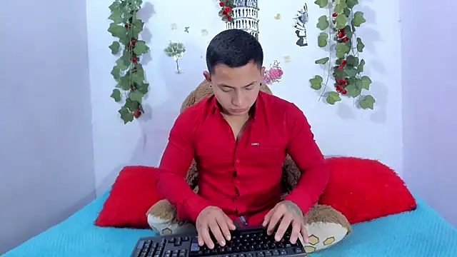 Snapshot of NataliaAndJulliam chatting on 03.02.26 NataliaAndJulliam online show from 03.02.26