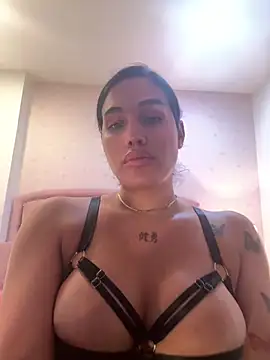 Bella  Wood online show from 02.21.26