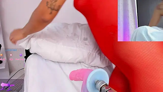 arynaughty20 online show from 10.04.25