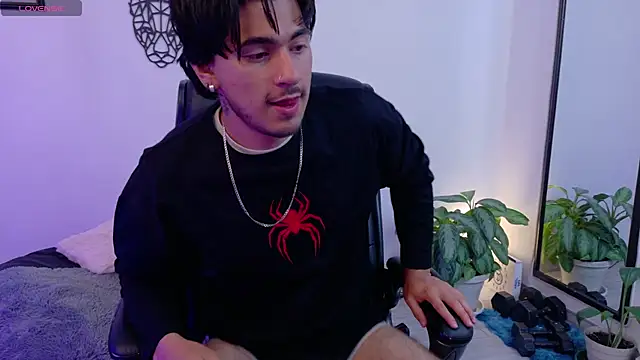 Elian savoy online show from 03.12.26