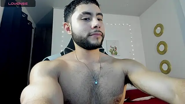 Snapshot of bryan_mugn chatting on 02.11.26 bryan mugn online show from 02.11.26