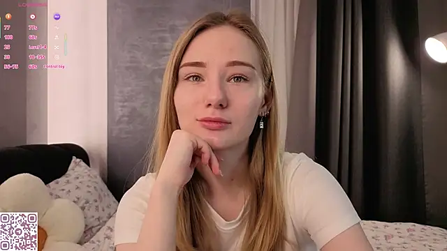 ElvinaRose online show from 11.27.25