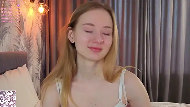 ElvinaRose online show from 04.18.26