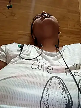 Cute Amiya online show from 09.15.25