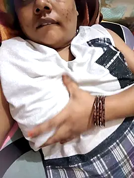 Cute Amiya online show from 11.03.25