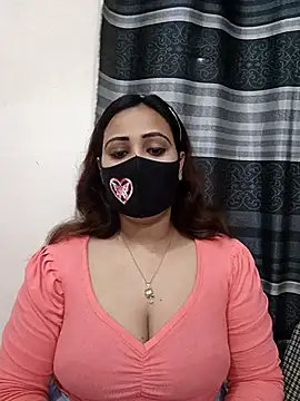 Snapshot of Mow_955 chatting on 10.23.25 Mow 955 online show from 10.23.25