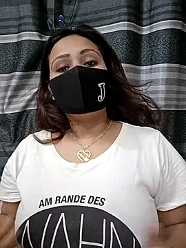 Snapshot of Mow_955 chatting on 11.05.25 Mow 955 online show from 11.05.25